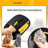 Close-up of the textured static mesh pad on the ChillPaw pet hair remover glove